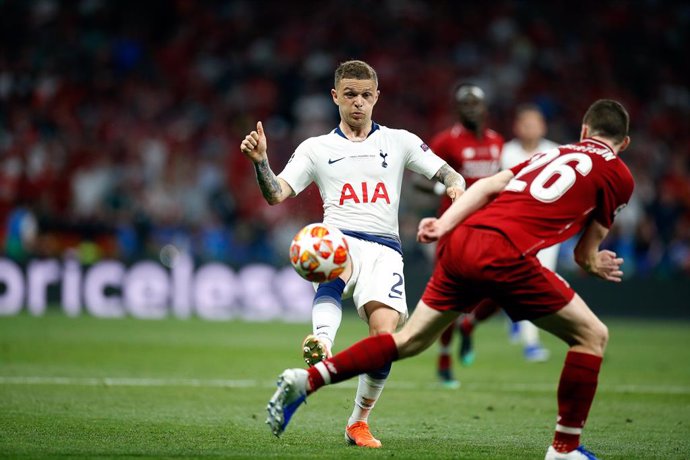 Fútbol.- Kieran Trippier no viaja a la gira asiática con el Tottenham y podría f