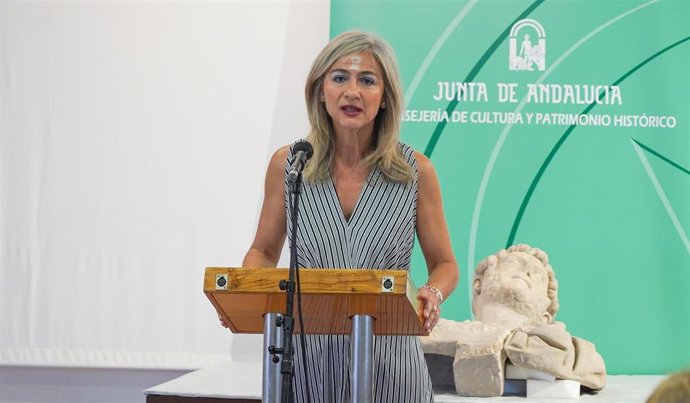 La consejera de Cultura y Patrimonio Histórico de la Junta de Andalucía, Patricia del Pozo, en rueda de prensa