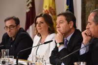 Page abre la puerta a una reducción fiscal en zonas despobladas de C-LM