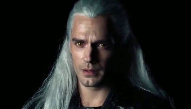 Imagen de Henry Cavill como Geralt de Rivia en The Witcher, la serie de Netflix