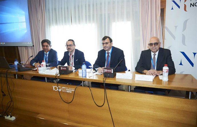 Pedro Garrido, director General de los Registros y del Notariado (Ministerio de Justicia); José Ángel Martínez, presidente del Consejo General del Notariado; José Manuel Sánchez, vicesecretario de la UIMP, y Pedro Martínez, director del curso de la UIMP