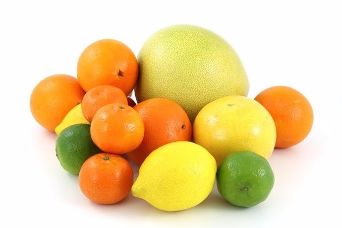 Cítricos, naranjas, limones, limas, mandarinas