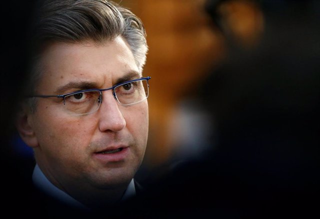 El primer ministro de Croacia anuncia cambios en el y nombra a