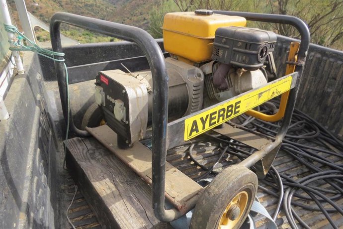 Generador cuyo mal uso provocó el incendio forestal en el paraje Carvajal de Málaga y por el que se investiga a una persona