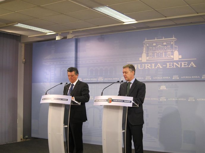 Iñigo Urkullu y Emilio Titos