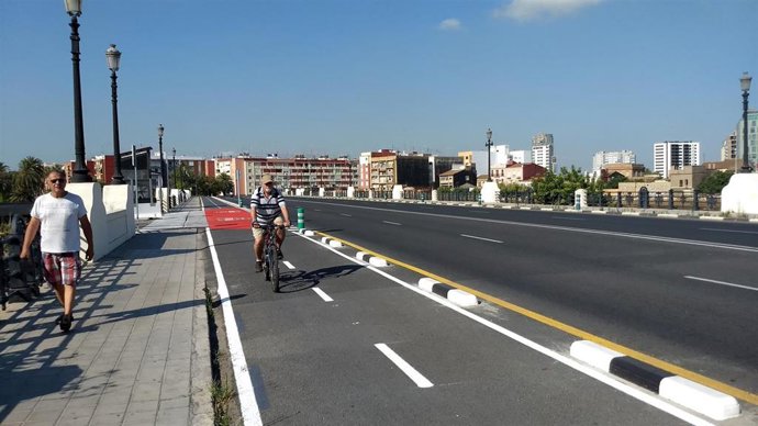Carril bici de Natzaret a La Marina