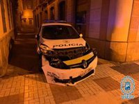 Detenido un delincuente en Málaga tras embestir con un coche robado y sin carné un vehículo policial
