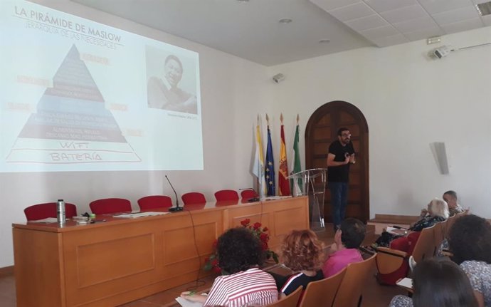 Rafel Molina ha impartido un seminario sobre liderazgo en las organizaciones