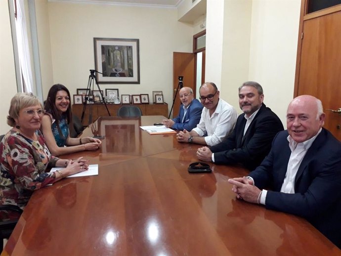 Carolina Pascual y Ana Barceló se reúnen con los rectores de la UA y la UMH