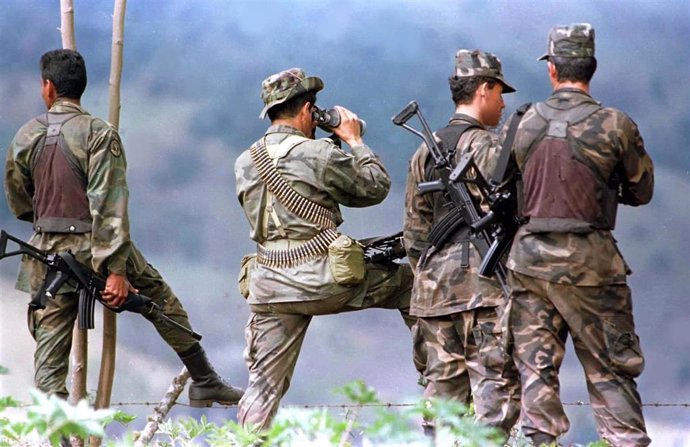 Militares colombianos. 