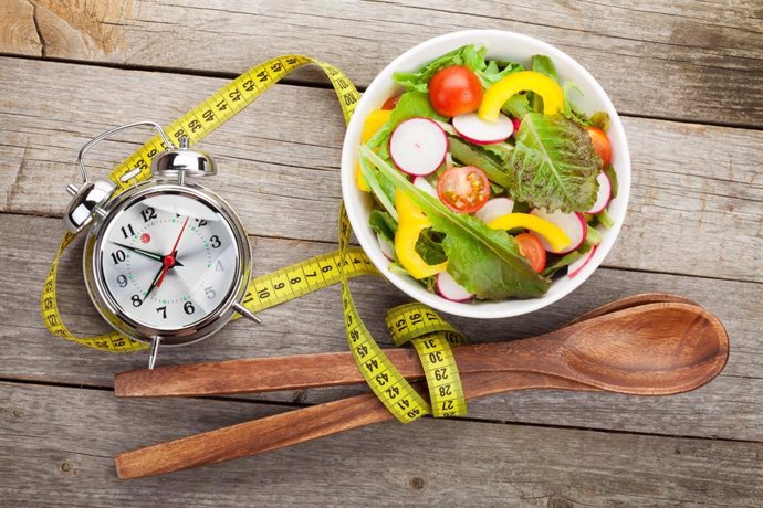 Crononutrición: la hora a la que comes también influye en la salud y el peso.