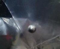 Herido en el cuello un trabajador de la empresa de recogida de basura de Almería por un impacto de balín