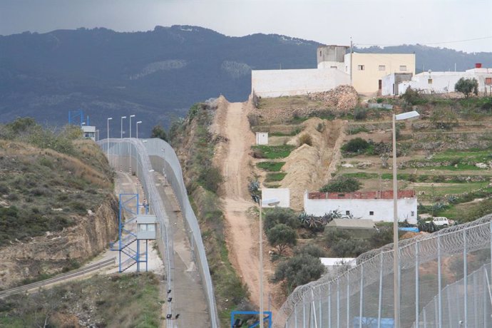 Tanca fronterera entre Melilla i el Marroc