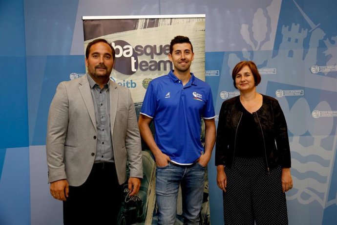 El karateka alavés Jagoba Vizuete anuncia su retirada en la competición de alto nivel