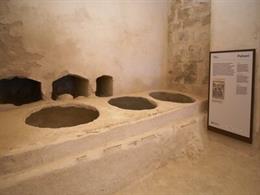 Paneles informativos en 3D en el castillo de Miravet