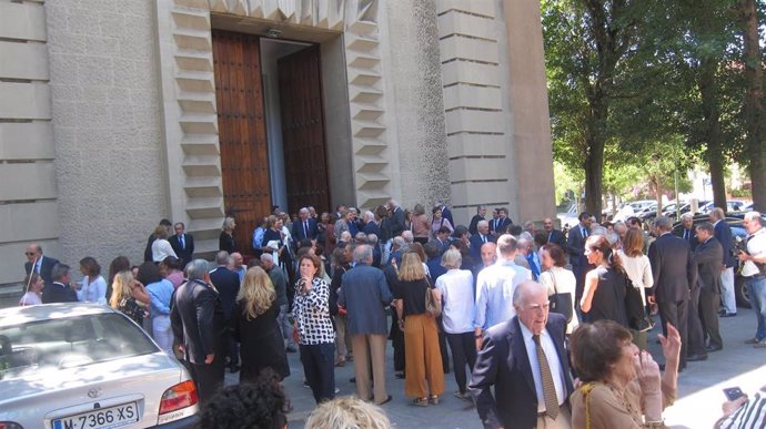 Representantes económicos, políticos y sociales despiden en Getxo (Bizkaia) al banquero Emilio Ybarra Churruca