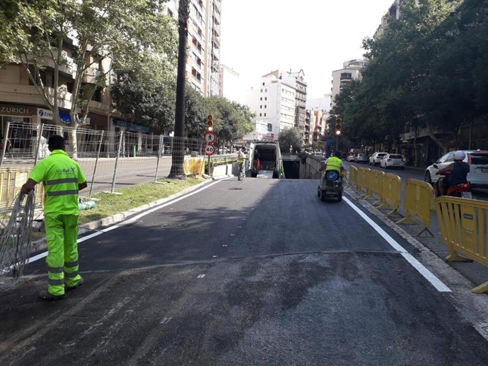 Reobrin al trnsit el túnel d'Avingudes amb General Riera