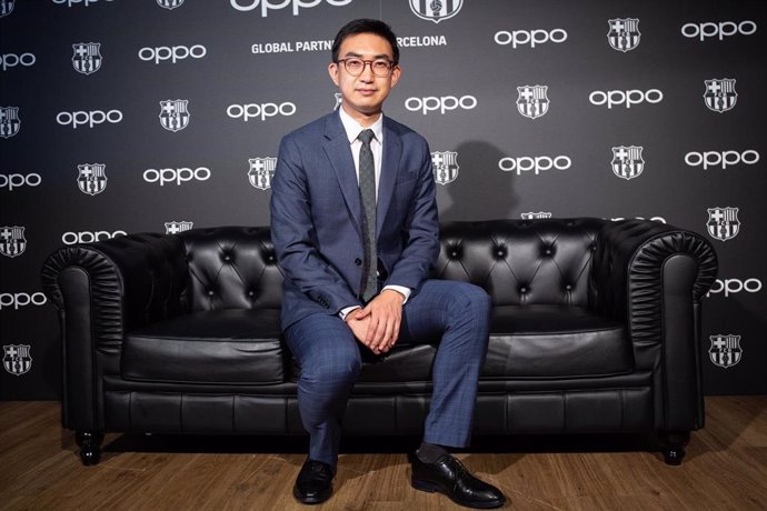 El director global de marketing de Oppo, Derek Sun, entrevistado por Europa Press