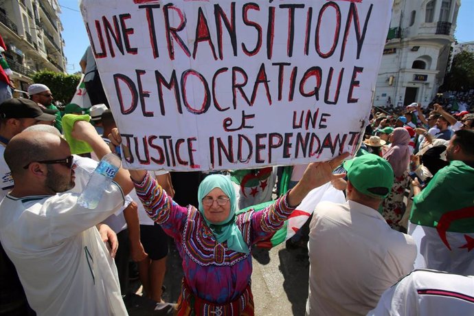 Manifestación en Argel