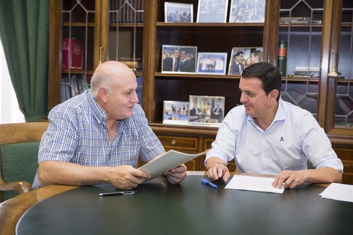 El alcalde de Padules y el presidente de la Diputación de Almería