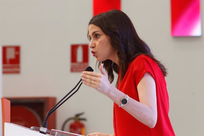 La portaveu nacional de Ciudadanos,  Inés Arrimadas, durant la roda de premsa després de la reunió del Comit Permanent del partit.