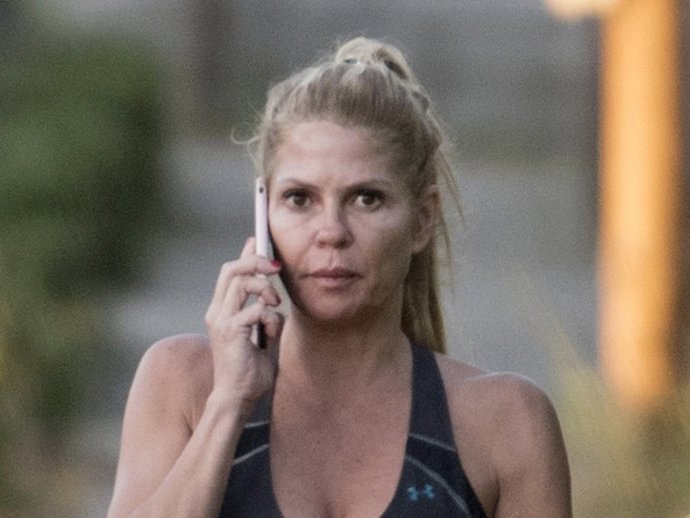 Makoke haciendo ejercicio en la calle