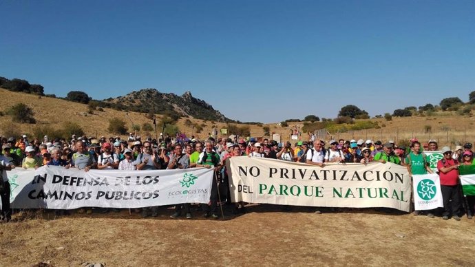 Marcha por la defensa del camino entre Benamahoma y Zahara de la Sierra