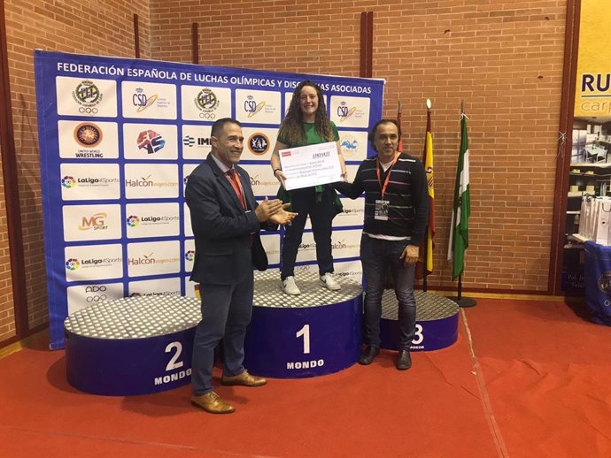 La luchadora andaluza Andrea Molina, después de una victoria.