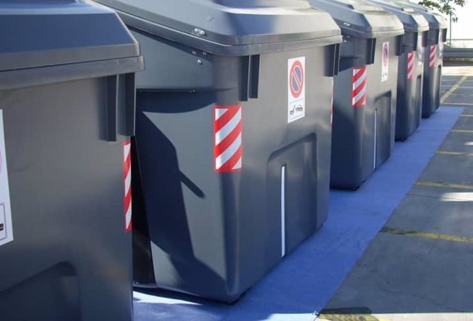 Imagen de contenedores de residuos en la localidad de Getafe