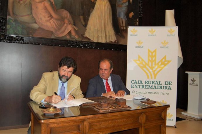 Caja Rural de Extremadura y la Creex firman un convenio de colaboración