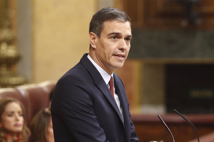 El president del Govern en funcions i candidat del PSOE a la reelecció, Pedro Sánchez, intervé des de la tribuna del Congrés dels Diputats en la primera sessió del debat d'investidura a la Presidncia del Govern.