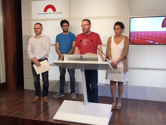 Josep Costa (JxCat), Lucas Silvano (Comuns), Vidal Aragons (CUP) y Irene Fornós (ERC)