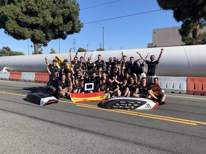 El equipo Hyperloop de la Universitat Politcnica de Valncia ha recibido el Premio a la Innovación en la Hyperloop Pod Competition,