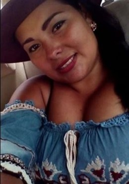 Inmigrante hondureña en EEUU, Rossibeth Flores-Rodríguez