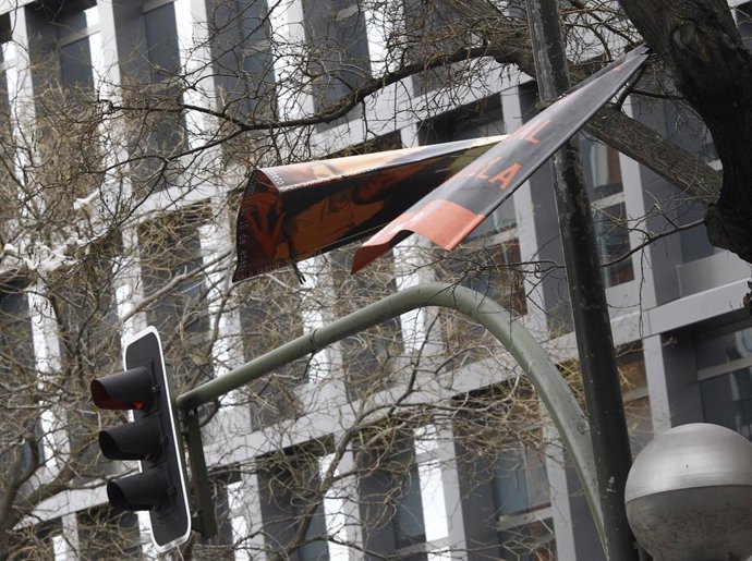 Recursos de viento, temporal, hojas, otoño