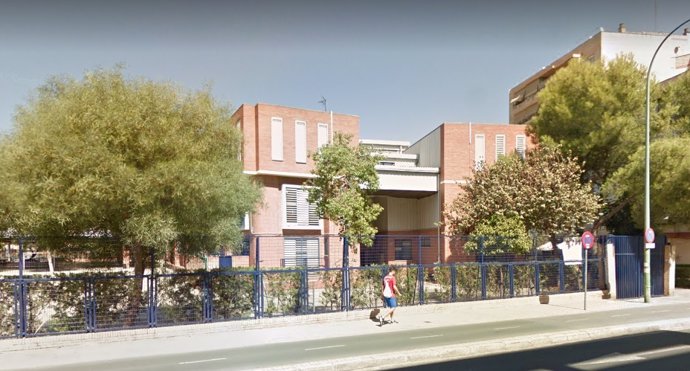 El colegio público Valdés Leal de Sevilla, donde habrá un nuevo comedor escolar