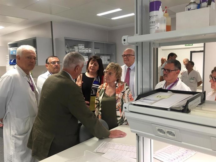 La consellera de Sanitat, Ana Barceló, en el Hospital General