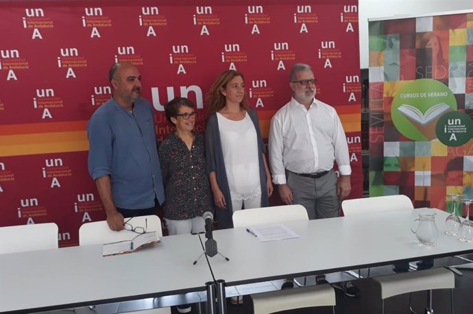 Los directores del curso de comunicación política en la Universidad Internacional de Andalucía (UNIA)