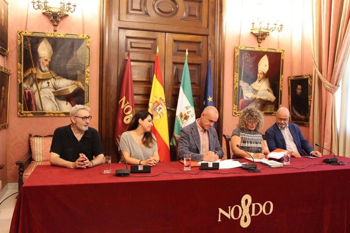 Firma del acuerdo del Ayuntamiento de Sevilla, Asecan y Andalucía Film Comission