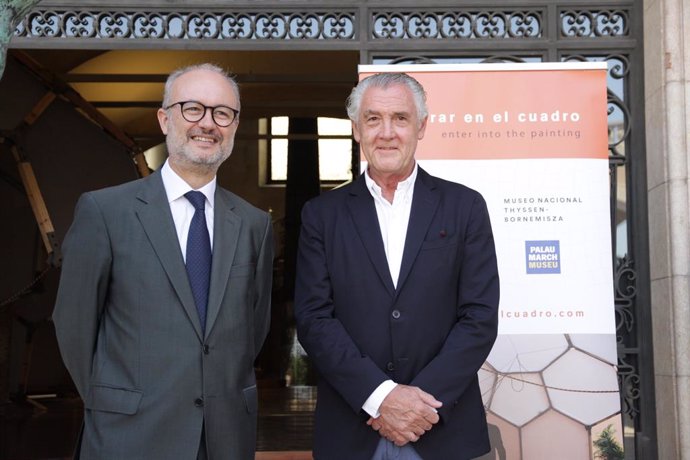 El director general d'Endesa a Balears, Martí Ribas, i el director gerent del Museu Thyssen, Evelio Acevedo, en la presentació de l'exposició 'Entrar en el quadre'