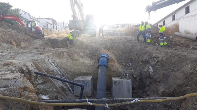 Obras en la tubería principal de Monrtilla