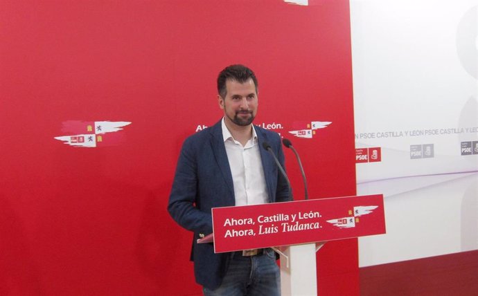 Luis Tudanca en una rueda de prensa en la sede socialista