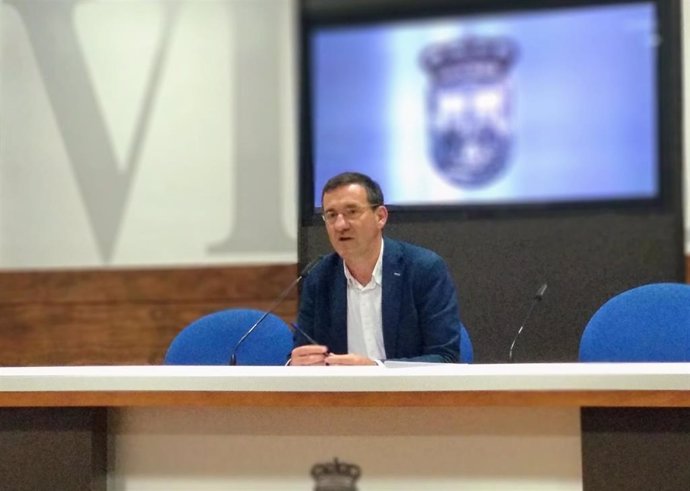 El concejal de Economía de Oviedo, Javier Cuesta.