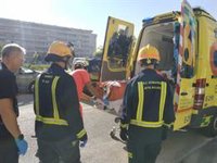 Herido un trabajador tras caer de una altura de unos seis metros en Málaga capital