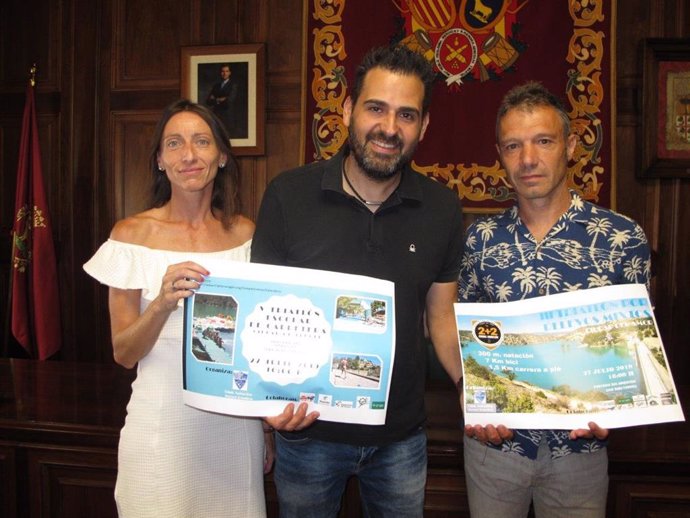 Las dos pruebas de triatlón se han presentado este miércoles en el Ayuntamiento de Teruel y se celebrarán este sábado, día 27 de julio, en el entorno del pantano del Arquillo.