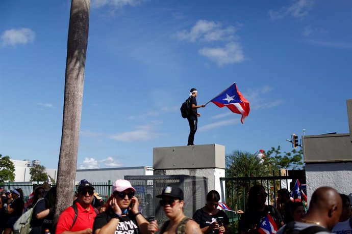 Protesta masiva en Puerto Rico para pedir la dimisión del gobernador Rosselló