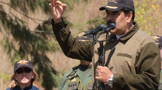 Maduro hablando a militares venezolanos