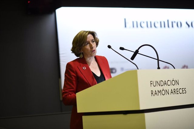 La secretaria de Estado de Economía y Apoyo a la Empresa, Ana de la Cueva,  interviene en el encuentro sobre 'Políticas Públicas en Inversión de Impacto' en la Fundación Ramón Areces