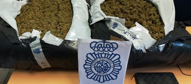 Marihuana intervenida en un control en Estepona
