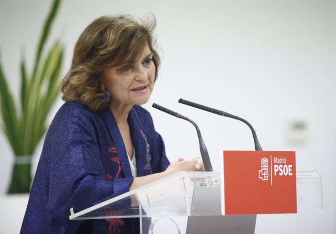 La vicepresidenta del Govern en funcions, Carmen Calvo, intervé en l'acte en contra de la gestació subrogada '#NoSomosHornos' organitzada pel PSOE-M en Alcorcón, Madrid.